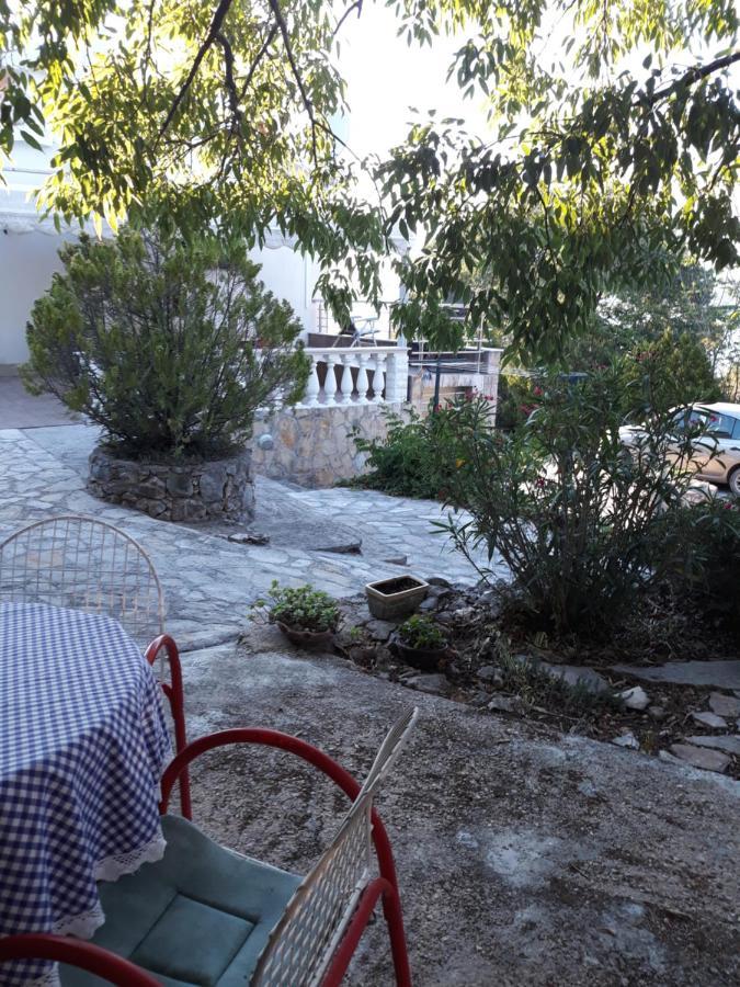 Jadrtovac Apartment Tuja מראה חיצוני תמונה