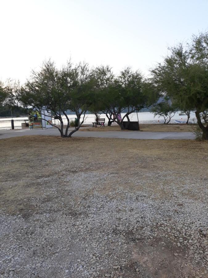 Jadrtovac Apartment Tuja מראה חיצוני תמונה