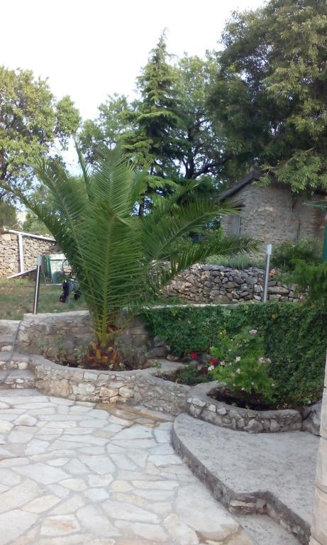 Jadrtovac Apartment Tuja חדר תמונה
